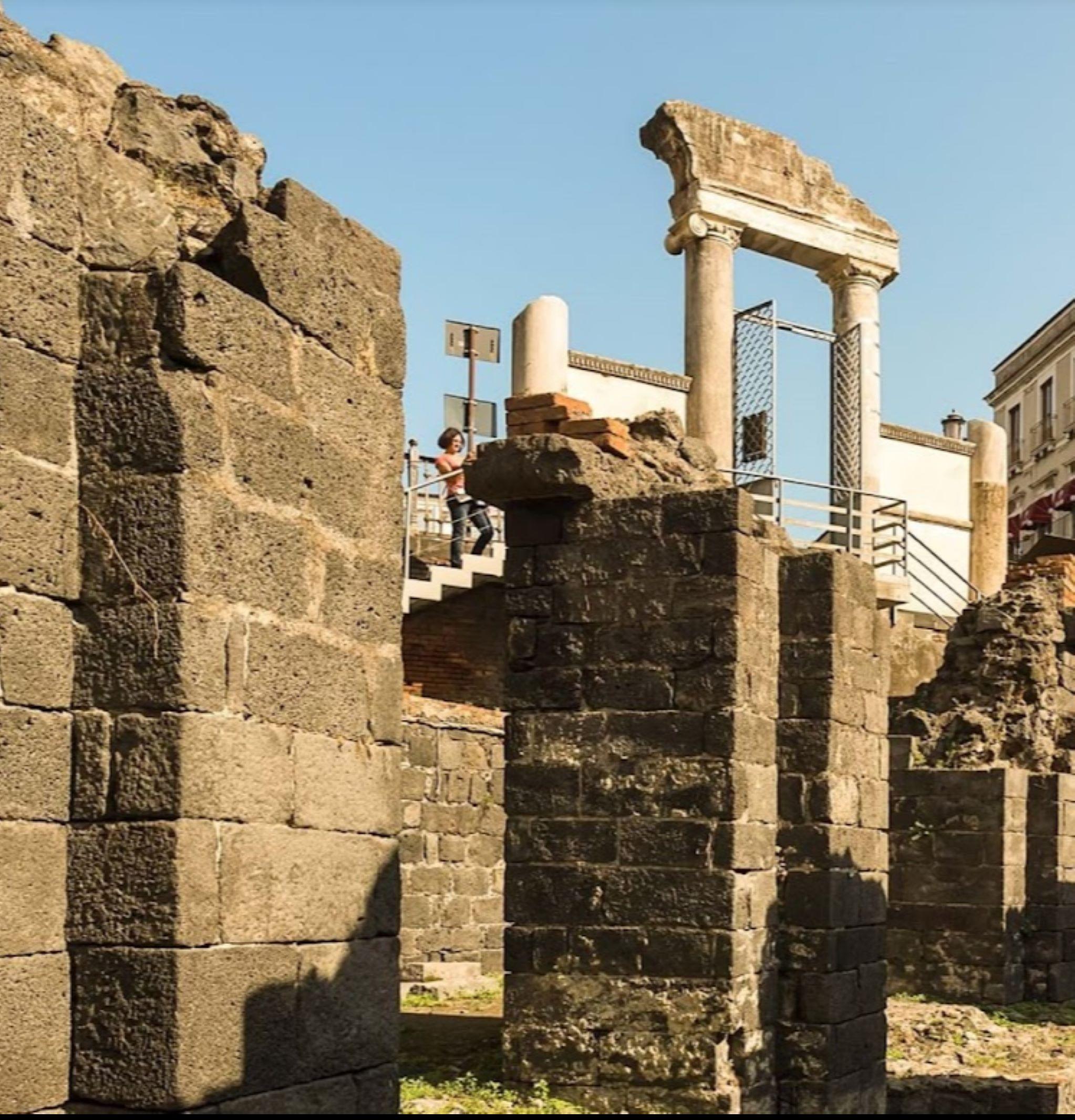 Stesicoro Inhabit - Center 3* Catania