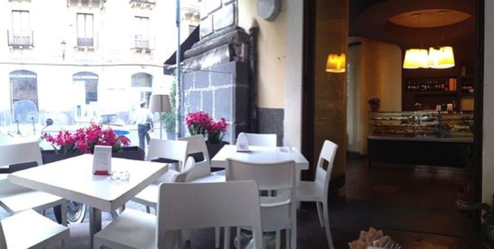 Stesicoro Inhabit - Center Guest house Catania